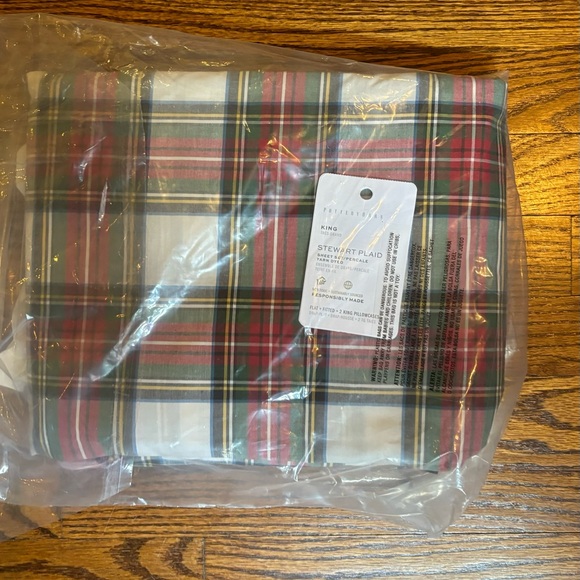 Pottery Barn Stewart flat sheet only size King - Picture 1 of 4